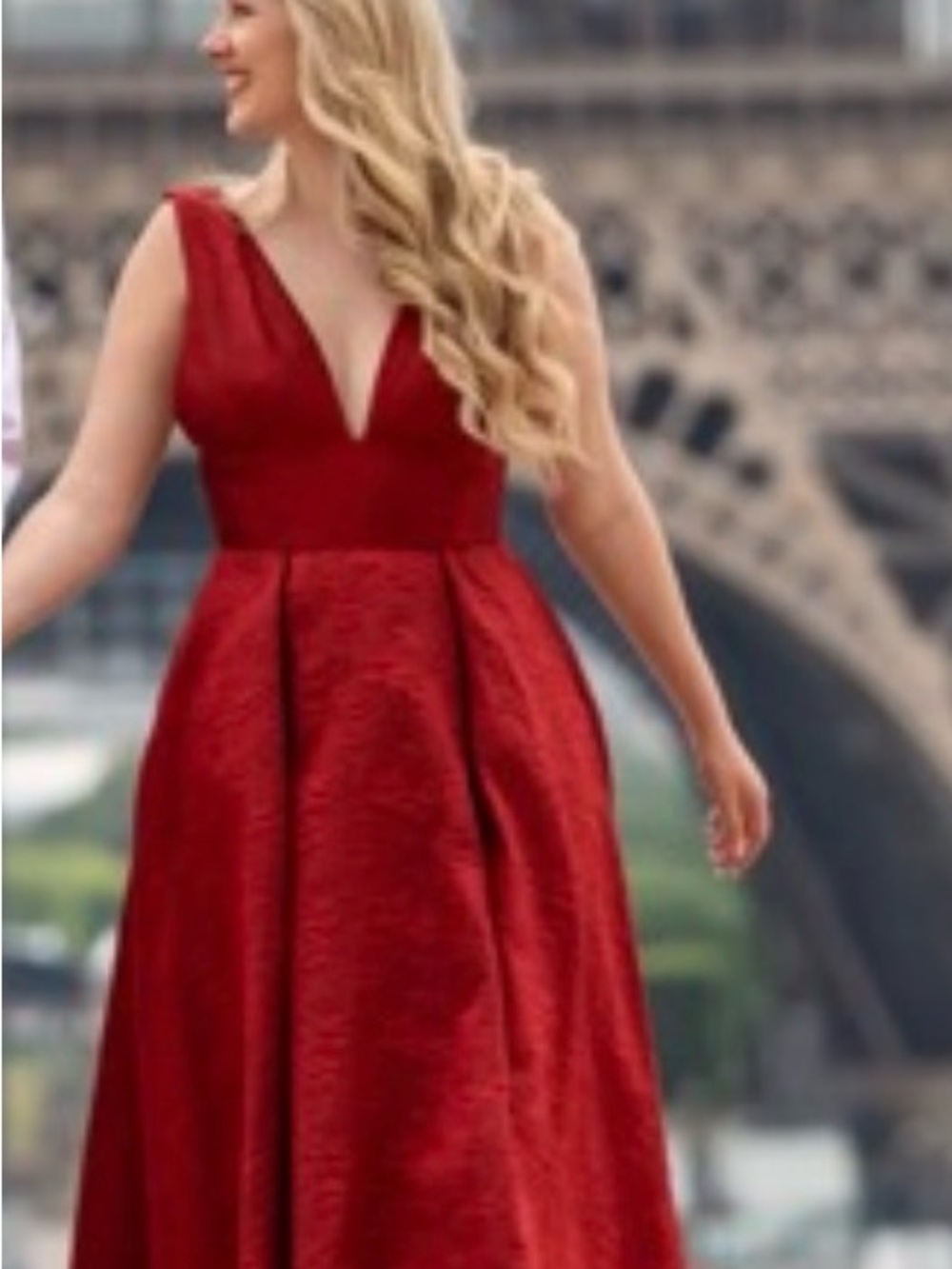 Mac Duggal Elegant Red V-Neck Evening Dress